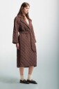 veste-matelassee-avec-ceinture-assortie