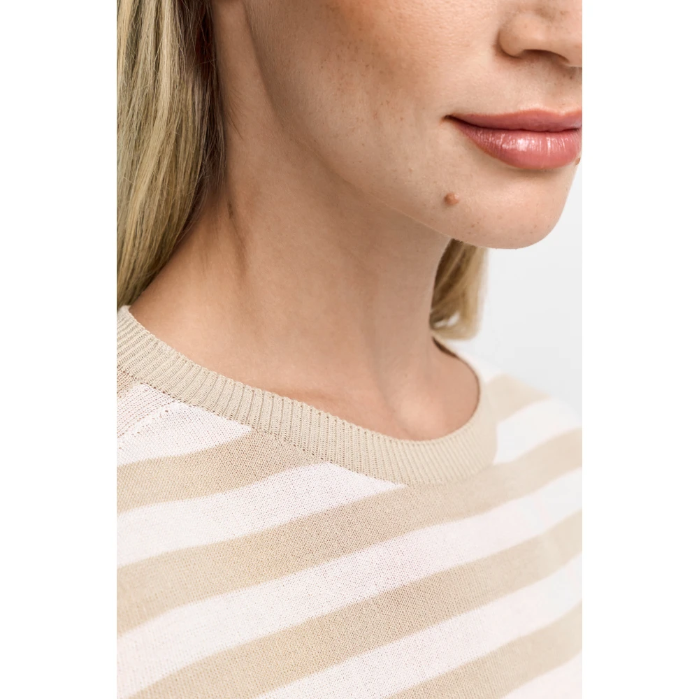 Rich & Royal Gestreepte Crew Neck Lichtgewicht Top Beige Dames
