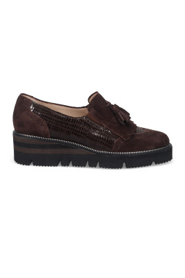 dark-brown-fringe-tassel-sneakers