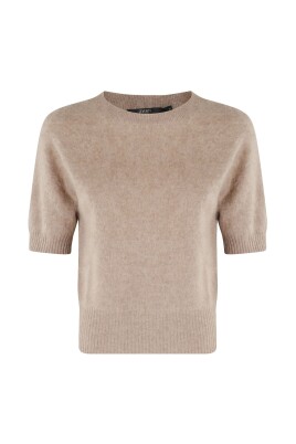 collection-de-t-shirts-et-polos-elegants