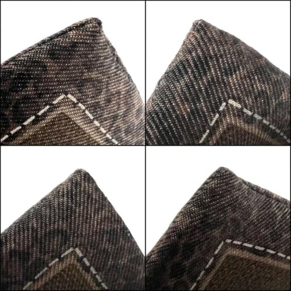 Louis Vuitton Vintage Pre-owned Silk scarves Brown Dames