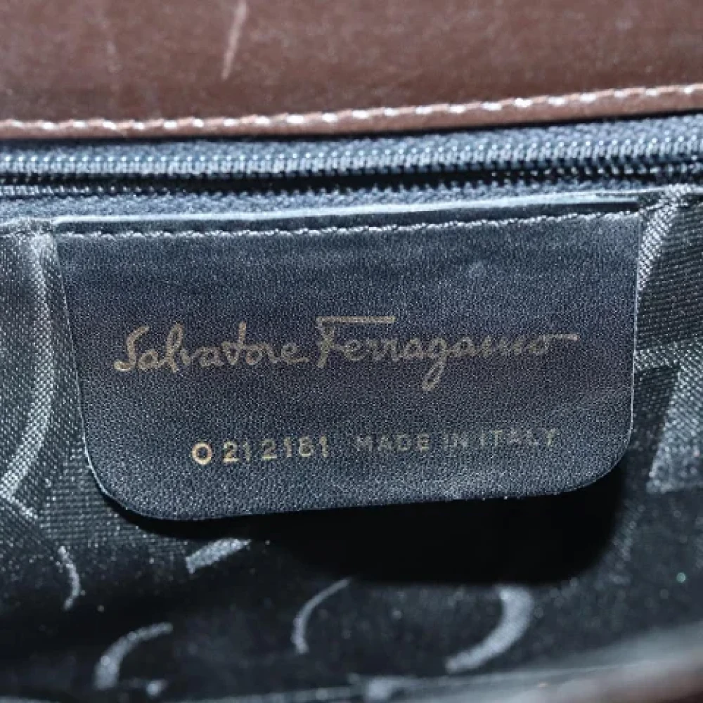 Salvatore Ferragamo Pre-owned Leather handbags Brown Dames