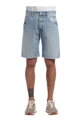 regular-denim-bermuda-with-light-wash-and-distressed-details