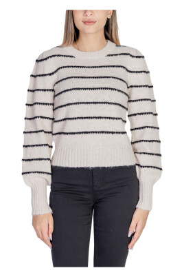 pull-a-rayures-manches-longues-col-rond