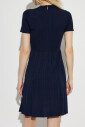 robe-avec-encolure-ronde