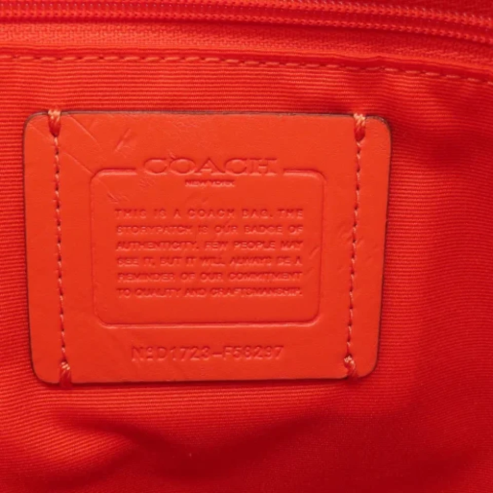 Coach Pre-owned Plastic shoulder-bags Brown Dames