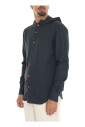 chemise-a-capuche-avec-boutons-pression