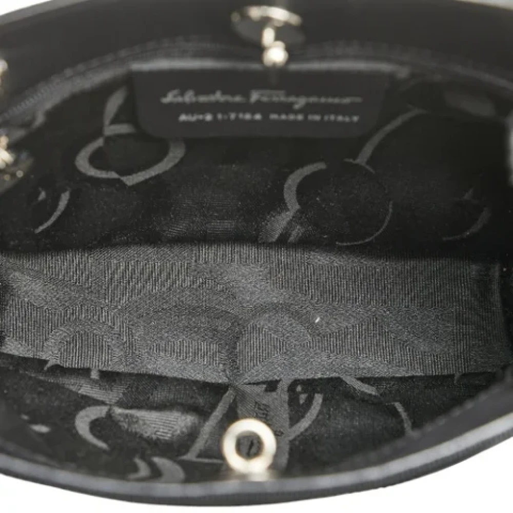 Salvatore Ferragamo Pre-owned Canvas handbags Black Dames