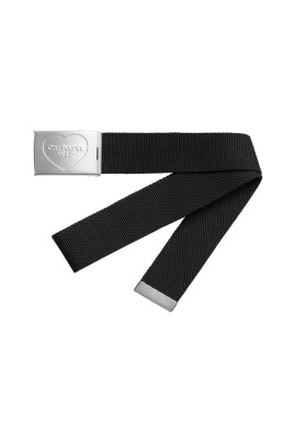ceinture-noire-avec-clip-en-forme-de-coeur-et-boucle-argentee