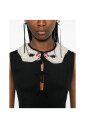 robe-noire-sans-manches-avec