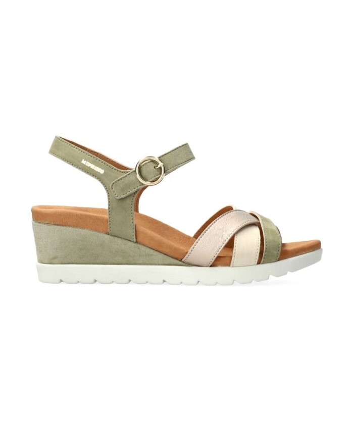 sandalette-en-daim-vert-chic-et-classique