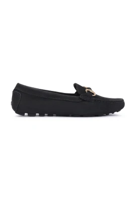 Klassiska nubuck-mockasiner med utskott på sulan