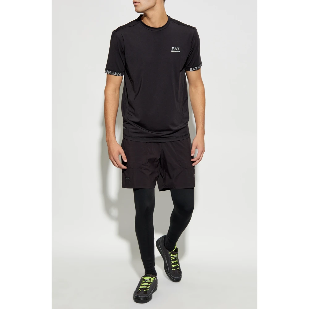 Emporio Armani EA7 Shorts met bedrukt logo Black Heren