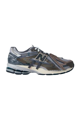U19066 U8 Sneakers