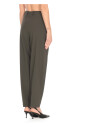 pantalon-vert-avec-passants-pour-ceinture