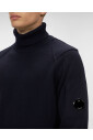 pull-col-roule-bleu-et-vert-en-tricot
