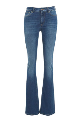 flared-jeans