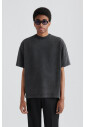 embroidered-oversized-t-shirt