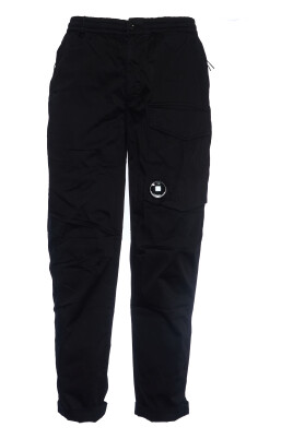 black-cargo-pants-for-men