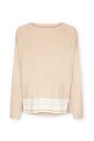 pull-avec-bord-a-rayures