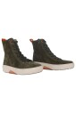 bota-rodante-comoda-verde