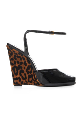 la-scandale-wedge-sandals