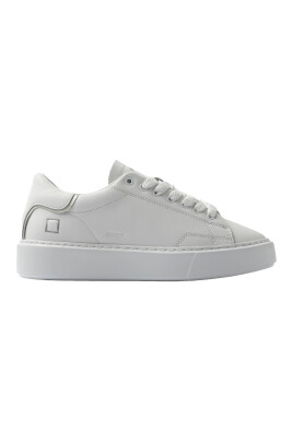 white-sneakers-for-sfera-style