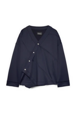 Sweatshirt med asymmetrisk knäppning
