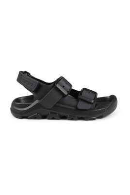 black-adjustable-strap-water-resistant-sandals