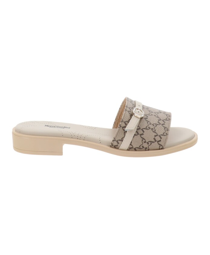 elegant-leather-sandals
