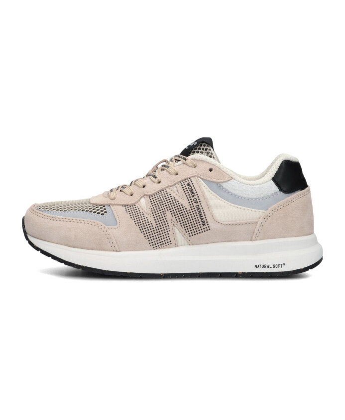 open-mesh-sneakers