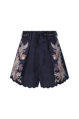 paisley-rhiannon-tuck-shorts