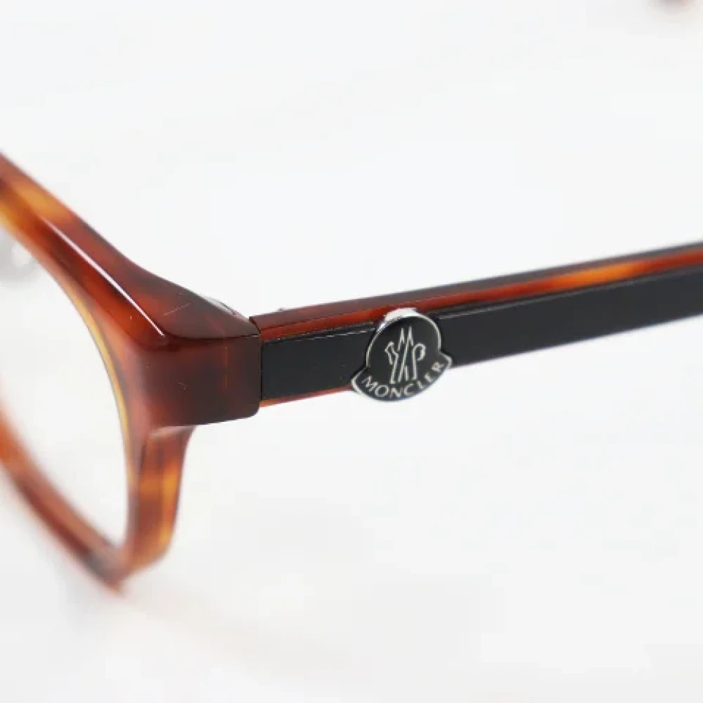 Moncler Pre-owned Fabric sunglasses Brown Heren