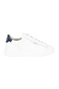 sneakers-classiques-a-lacets