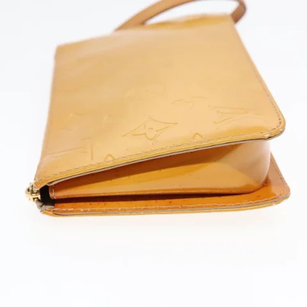 Louis Vuitton Vintage Pre-owned Fabric clutches Beige Dames