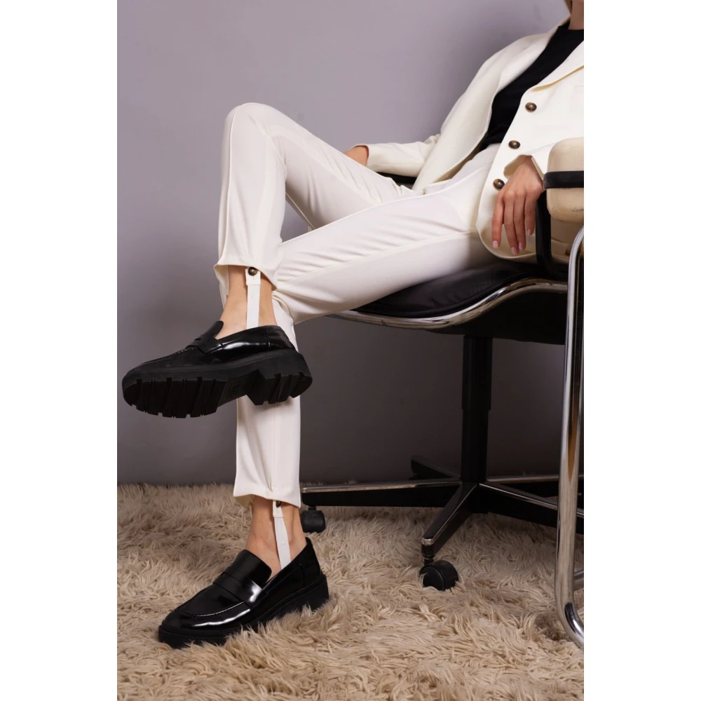 Loulou Studio Hoge Tapered Wollen Broek Beige Dames