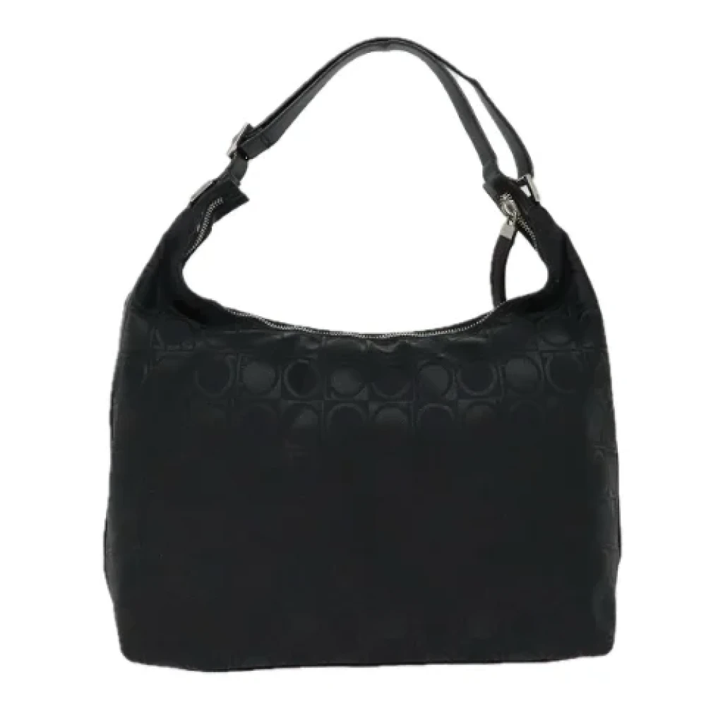 Salvatore Ferragamo Pre-owned Nylon handbags Black Dames