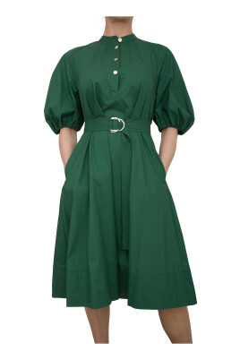 green-dress-with-unique-style