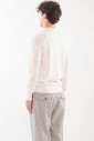 pull-en-maille-a-cotes-contrastees