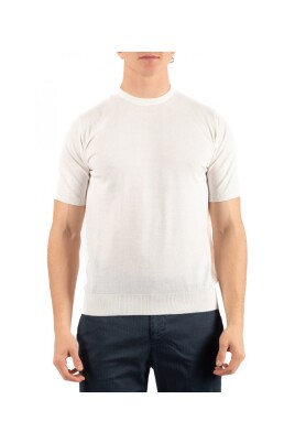 t-shirt-elegant-pour-hommes
