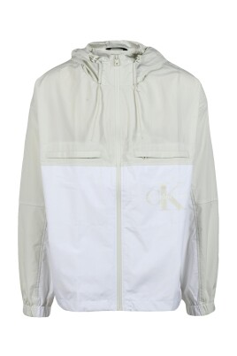 nylon-jacket-with-polyester-lining