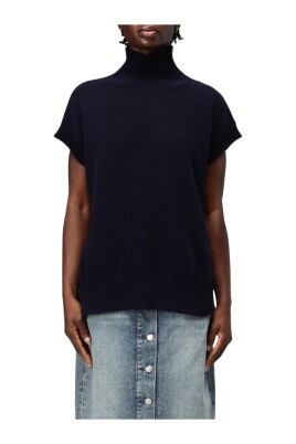 elegant-cashmere-sweater