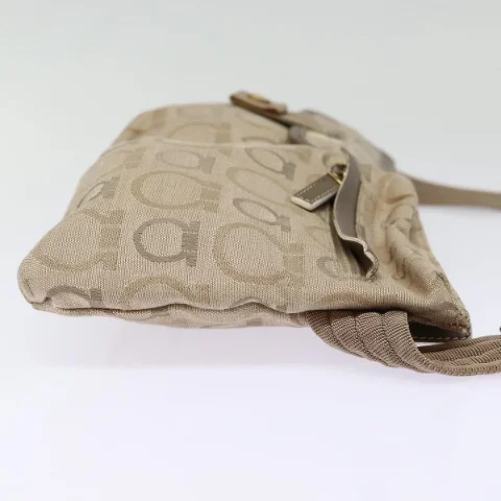 Salvatore Ferragamo Pre-owned Canvas crossbody-bags Beige Dames