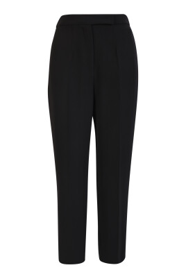 high-waisted-black-trousers