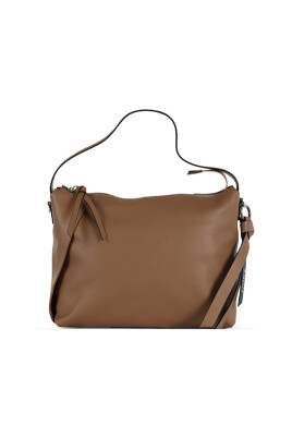 leather-handbag-with-zip-closure
