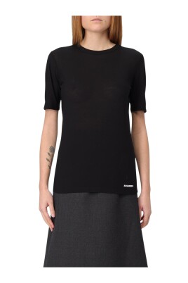 elegant-slim-fit-t-shirt