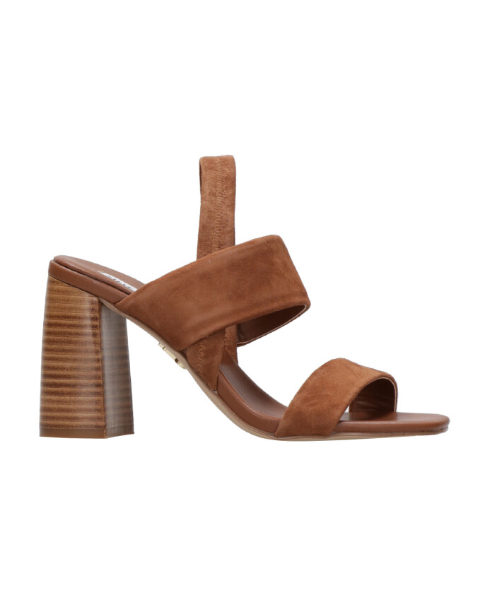 sandales-en-daim-brandy-avec-talon-bloc