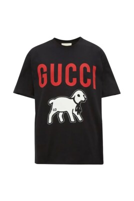 whimsical-lamb-print-black-t-shirt