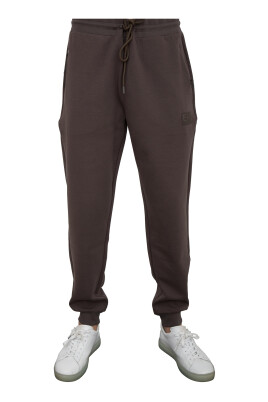 taupe-trousers-stylish-and-trendy