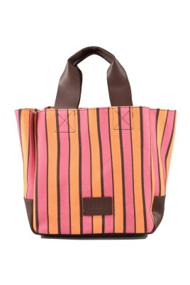 sac-a-main-en-toile-avec-fermeture-ouverte